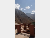 LES ROCHES ARMED 03.jpg